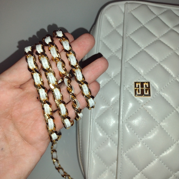 Authentic Vintage Givenchy Crossbody Bag with Gold Chainlink Strap - Picture 3 of 17